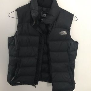 Small Black Women’s North Face Vest